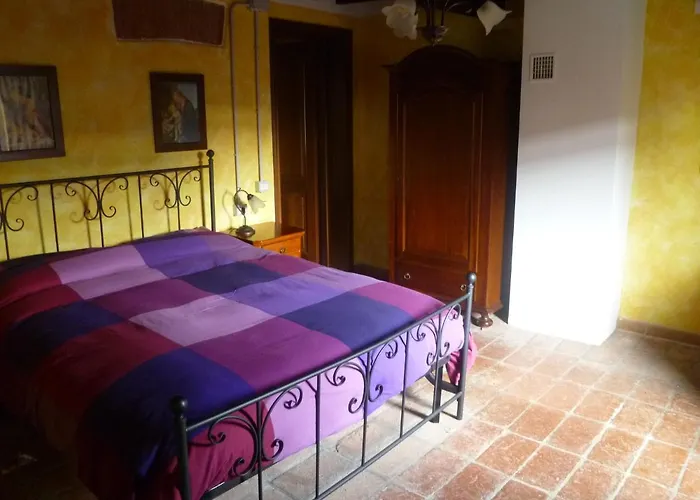 Casolare Fratina Affittacamere 3*